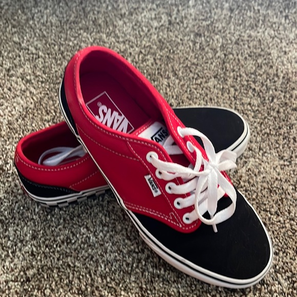 Vans - Picture 1 of 3